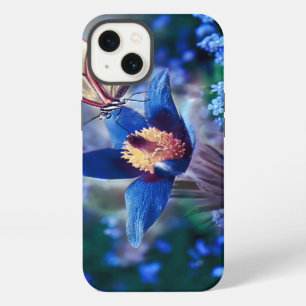 Etui iPhone 13 Papillon de printemps sur fleur bleue