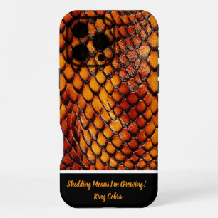 Coque iPhone 16 Pro Max Peaux de serpent à motifs scintillants à la lumièr