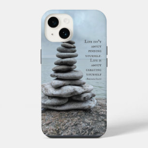 Coque Pour iPhone 14 Photographie de cairn en pierre Citation de Bern