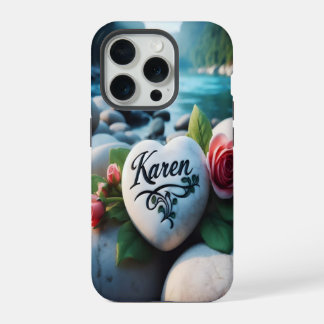 Coque iPhone 15 Pro Pierre de coeur de Karen au bord de la rivière