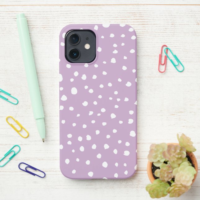 Coque iPhone Points Dalmatiens Lilac, Points Dalmatiens, Pots D (Sur le bureau)