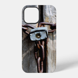 Coque iPhone 12 Portes en bois verrouillées