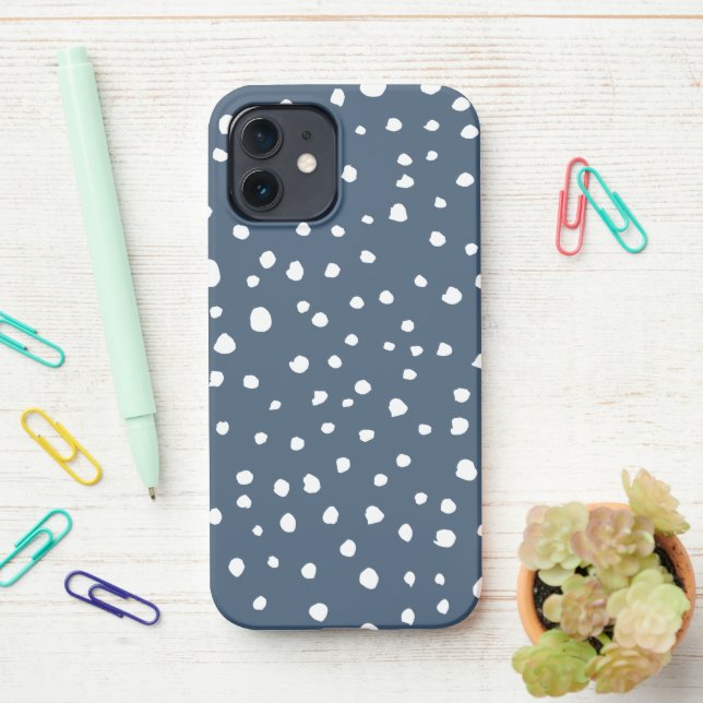 Coque iPhone Spots Dalmatiens Bleus Marine, Points Dalmatiens,  (Sur le bureau)