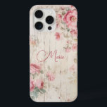 Coque iPhone 15 Pro Max Style chalet rustique Roses sur bois ancien avec n<br><div class="desc">Charmant cottage rustique style rose pastel roses et feuillage de sauge clair sur vieille texture de bois patiné avec champ de texte modifiable pour votre nom personnalisé ou monogramme.</div>