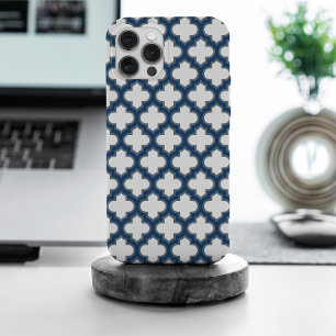Coque iPhone 15 Pro Max Trellis bleu blanc et marine, treillis, Quatrefoil