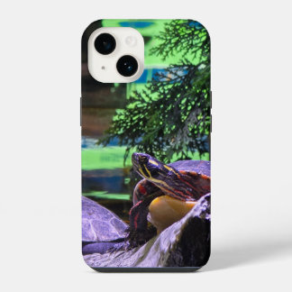 Coque Pour iPhone 14 une tortue colorée entourée d'arbres verdoyants