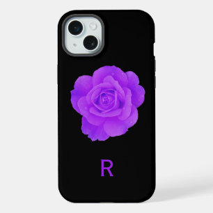 Coque iPhone 15 Plus Violet Pourpre Élégant Rose Fleurie Monogramme