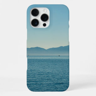 Coque iPhone 16 Pro Max Vue sur la mer avec montagnes