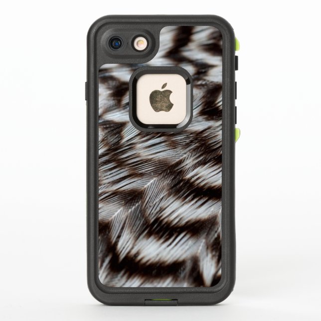 Coque LifeProof Pour iPhone Plumes noires et blanches en détail (Dos)