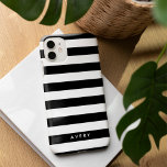 Coque personnalisé moderne en bande noire et blanc<br><div class="desc">Nettoyez les rayures noires et blanches avec un nom ou un texte de votre choix !</div>