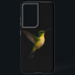 Coque Samsung Galaxy Black 4 Luxe Galaxy S21 Ultra Coque, Flying Bird<br><div class="desc">Ajoutez une touche d'élégance intemporelle à votre technologie quotidienne avec notre Black 4 Luxe Samsung Galaxy S21 Ultra Coque avec un oiseau volant en mouvement. Conçue avec une attention minutieuse aux détails, cette composition saisissante présente un colibri vert et or lumineux, gracieusement suspendu contre un arrière - plan noir profond....</div>