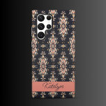 Coque Samsung Galaxy Charme Rose du désert<br><div class="desc">Samsung Coque : Ajoutez une touche d'élégance rustique à votre téléphone Samsung avec ce coque d'inspiration occidentale. Doté d'un mélange audacieux de détails dorés rose, beige et jaune sur un arrière - plan noir au charbon de bois, ce coque allie style et durabilité. Conçu pour protéger votre téléphone des rayures...</div>