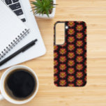 Coque Samsung Galaxy Collarette rouge Dahlia motifs floraux sur noir<br><div class="desc">Protégez votre téléphone Samsung Galaxy S22 avec cette étui téléphonique branchée qui comprend l'image d'une fleur de couleur rouge et jaune de la Collarette Dahlia avec des pétales intérieurs blancs sur un arrière - plan noir et imprimé dans un motif extensible. Un design floral et amusant ! Sélectionnez votre style...</div>