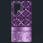 Coque Samsung Galaxy Élégant damas et tourbillons floraux violets et no<br><div class="desc">Image de damas et tourbillons floraux violets et noirs. Monogramme personnalisé.</div>