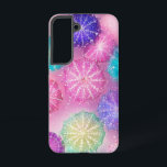 Coque Samsung Galaxy Flocon de neige Pastel étincelant<br><div class="desc">Ce boîtier téléphonique capture un monde magique de neige et de lumière. Une multitude de flocons de neige aux couleurs pastel oniriques comme le rose, le turquoise, le violet et le jaune sont éparpillés dans le design, créant une scène fantaisiste et enchanteresse. Chaque flocon de neige brille et brille, reflétant...</div>