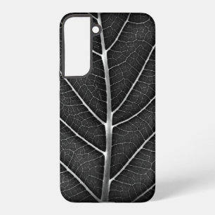 Coque Samsung Galaxy Gros plan sur une feuille lumineuse en noir et bla