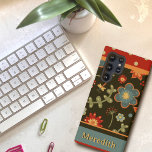 Coque Samsung Galaxy Inspirivée de libellules florales colorées moderne<br><div class="desc">Ce boîtier de téléphone portable Inspirivity joyeux et coloré sera l'ajout parfait à votre téléphone. Les fleurs colorées et les libellules amusantes sont parfaites pour tout âge. Ajoutez un nom pour personnaliser ce coque coloré. Beaucoup de nouveaux boîtiers téléphoniques ajoutés dans ma boutique Zazzle. Vous avez besoin de cette conception...</div>