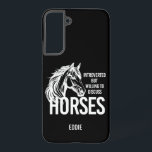 Coque Samsung Galaxy Introverted mais disposé à discuter de chevaux drô<br><div class="desc">Introverted,  mais disposé à discuter de chevaux drôle conception de cheval en noir et blanc avec vectoriel graphique cheval. Disponible en noir pour les arrière - plans légers également.</div>