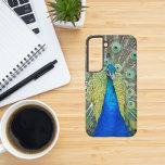 Coque Samsung Galaxy Plumage bleu Peacock<br><div class="desc">Protégez votre téléphone Samsung Galaxy S22 avec ce boîtier de téléphone branché qui comprend l'image photo d'un beau Peacock bleu avec plumage coloré en plumes. Sélectionnez votre style de téléphone. Pour les autres marques de téléphone,  vous devrez customiser coque pour remplir l'image aux bords du modèle de design.</div>