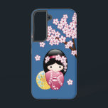 Coque Samsung Galaxy Poupée Kokeshi Printemps - Cute Geisha Japonaise s<br><div class="desc">Illustration vectorielle d'une mignonne geisha orientale en robe kimono rose foncé/magenta avec une large ceinture obi et un parapluie en papier bambou jaune. La fille aux longs cheveux noirs est décorée de fleurs fleuries. Cette oeuvre a été inspirée par les poupées kokeshi traditionnelles du Japon et influencée par le style...</div>