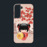 Coque Samsung Galaxy Poupée rouge Sakura Kokeshi - Geisha japonais<br><div class="desc">Illustration vectorielle d'une mignonne fille orientale en robe kimono rouge avec une large ceinture obi noire tenant un parapluie de bambou jaune. Les cheveux noirs de la fille sont décorés de fleurs et de épingles à cheveux de style geisha rouge. Cette oeuvre a été inspirée par les poupées kokeshi traditionnelles...</div>