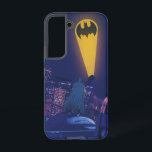 Coque Samsung Galaxy Signal de chaume sur Gotham<br><div class="desc">Ce graphique évocateur capte Batman alors qu'il supervise Gotham City sous la lueur de l'emblématique Bat-Signal. Placés contre un ciel nocturne spectaculaire, les jaunes et bleus vibrants créent un contraste saisissant, mettant en évidence l'horizon lumineux et tentaculaire de la ville et la silhouette du croisé coiffé qui reste vigilant sur...</div>