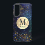 Coque Samsung Galaxy Stars d'or de l'espace céleste et monogramme de lu<br><div class="desc">Ce boîtier de téléphone mignon et moderne présente un monogramme sur la fausse lune pleine or dans l'espace avec des étoiles brillantes en faux or. Personnalisez-le selon vos besoins. Vous pouvez trouver des produits correspondants dans mon magasin.</div>