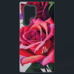 Coque Samsung Galaxy Superbes roses et texte personnalisé<br><div class="desc">Superbe oeuvre mixée en rouge, rose et un peu violet de roses, créée avec une de mes photos d'un rose et un programme de retouche photo pour obtenir des effets artistiques. Les initiales sont un objet modèle et peuvent être changées facilement dans n'importe quel autre texte. Il est possible de...</div>
