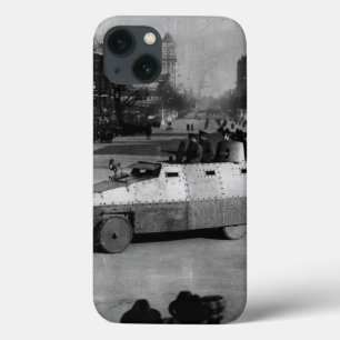 iPhone 13 Case 27 mars 1917 :  L'escadron de véhicule blindé