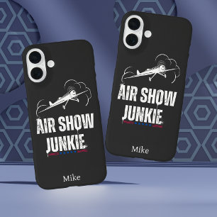 Coque Pour iPhone 16 Plus "AIR SHOW JUNKIE" Typographie, USA, Aviation Cool