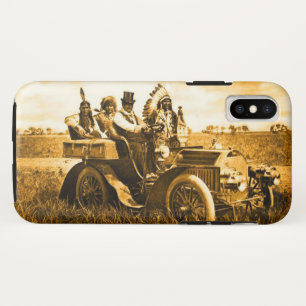 COQUES POUR iPhone APACHES ET GERONIMO CONDUISANT UNE VOITURE À MOTEU