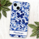 Coque Case-Mate iPhone Aquarelle papillon bleu personnalisé<br><div class="desc">Peinture motif de papillon Indigo bleu et blanc. Modifiez le nom pour personnaliser.</div>