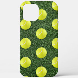 Case-Mate iPhone Case Balle de tennis sur de l'herbe verte