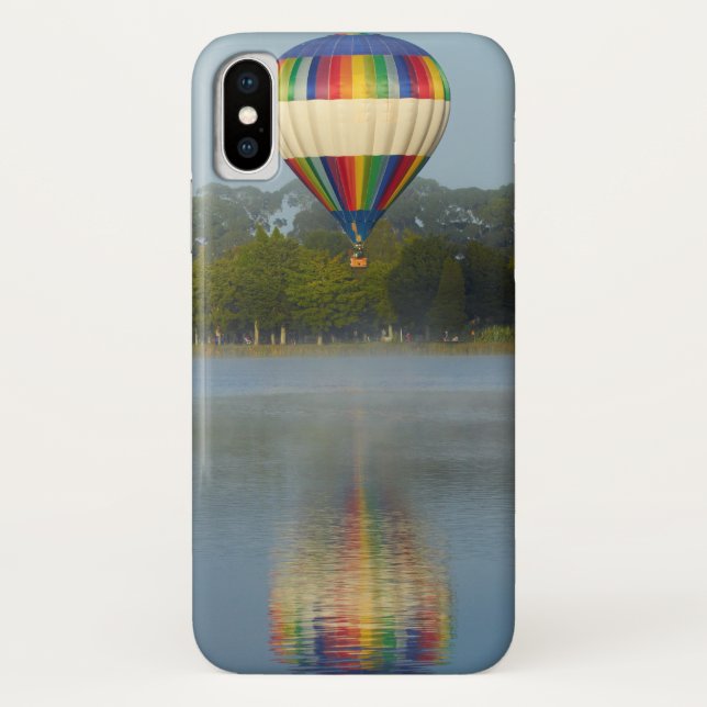 Coques Case-Mate iPhone Ballon à air chaud au-dessus de la rivière (Dos)
