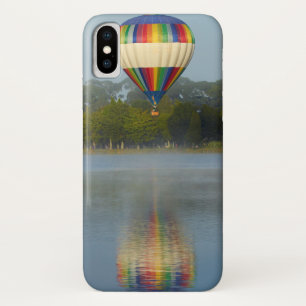 Case-Mate iPhone Case Ballons à air chaud au-dessus de la rivière