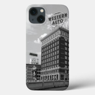 iPhone 13 Case Bâtiment demi-cylindre de Western Auto