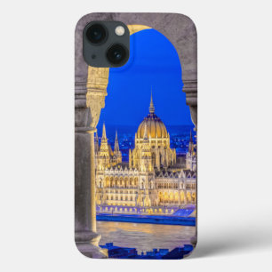 iPhone 13 Coque Bâtiment du Parlement hongrois au crépuscule