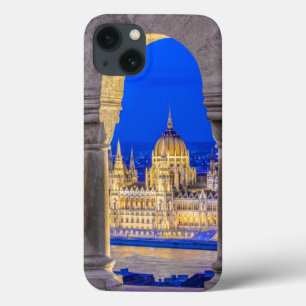 Etui iPhone 13 Bâtiment du Parlement hongrois au crépuscule