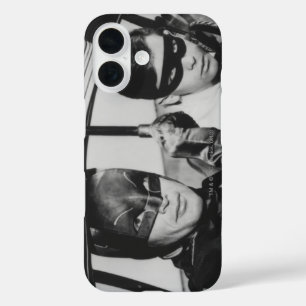 Coque Pour iPhone 16 Batman et Robin In Batmobile