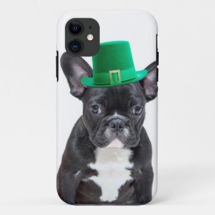 Coque iPhone 11 Belle Chien de taureau français avec la Saint-Patr