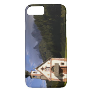Case-Mate iPhone Case Belle église isolée isolée appelée Rainui