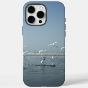 Coque iPhone 16 Pro Max Belles grues volant au-dessus de l'eau Ballet de l