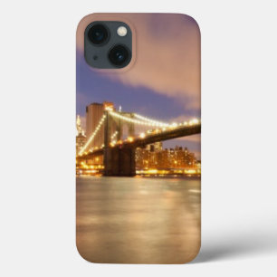 iPhone 13 Coque Brooklyn Bridge and Manhattan at Night.