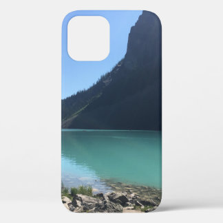 Case-Mate iPhone CASE CANOES MULTICOLORES MOUILLÉS DANS UN QUAI AU LAC
