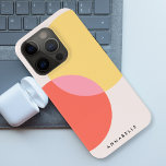 Coque Case-Mate iPhone Cercles Abstraits modernes Rouge Jaune Rose Minima<br><div class="desc">Un design abstrait moderne avec 2 cercles superposés en jaune et rouge avec un chevauchement rose. Le design comporte un nom de typographie contemporaine ou un monogramme qui peut facilement être customisé pour un design aussi unique que vous êtes!</div>