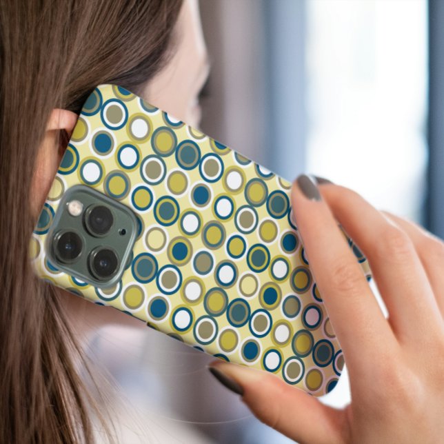 Coques Case-Mate iPhone Cercles blancs jaunes funky retour vers le milieu  (Créateur téléchargé)