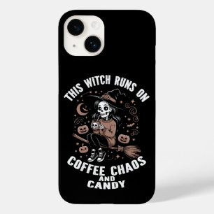 Coque Case-Mate iPhone Cette sorcière tourne sur le café, le chaos et les
