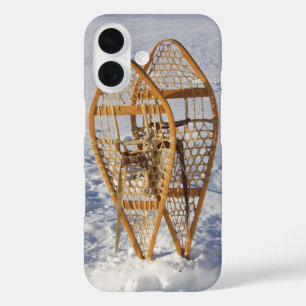 Coque Pour iPhone 16 Chaussures à neige en neige