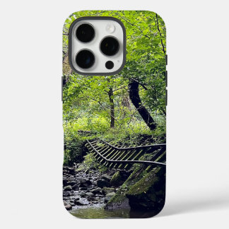 Coque iPhone 16 Pro Chemin de fer abandonné