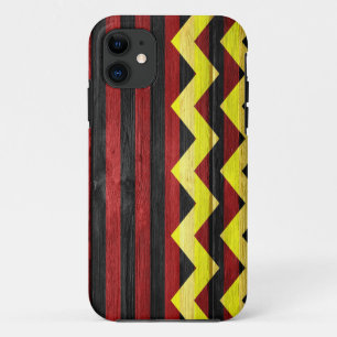Coque Case-Mate iPhone Chevron jaune   Bandes rouges noires sur bois
